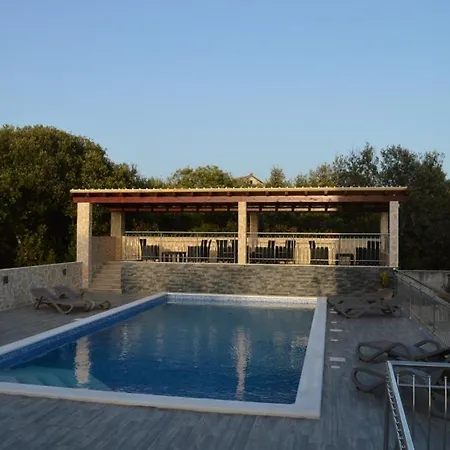 Apartament In With Balcony, Air Condition, Wifi, Washing Machine